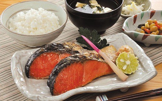 無添加 鮭 紅鮭 【筵巻き山漬け】 LLサイズ 小分け １尾姿切り身 冷凍 化粧箱 塩竈市 塩釜 安心無添加 塩釜水産食品 4506581