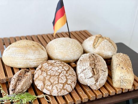 パン ドイツ国家認定 製パンマイスター が作る7種の本格ド…
