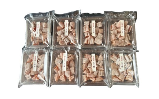 干し柿 冷凍 カット 計 680g 保存食 お菓子 小分け 85g × 8 パック ドライフルーツ ギフト 柿 種 ヘタ 無し 能登名産 ころ柿 甘い 甘味 デザート おやつ 北陸 能登 石川 羽咋