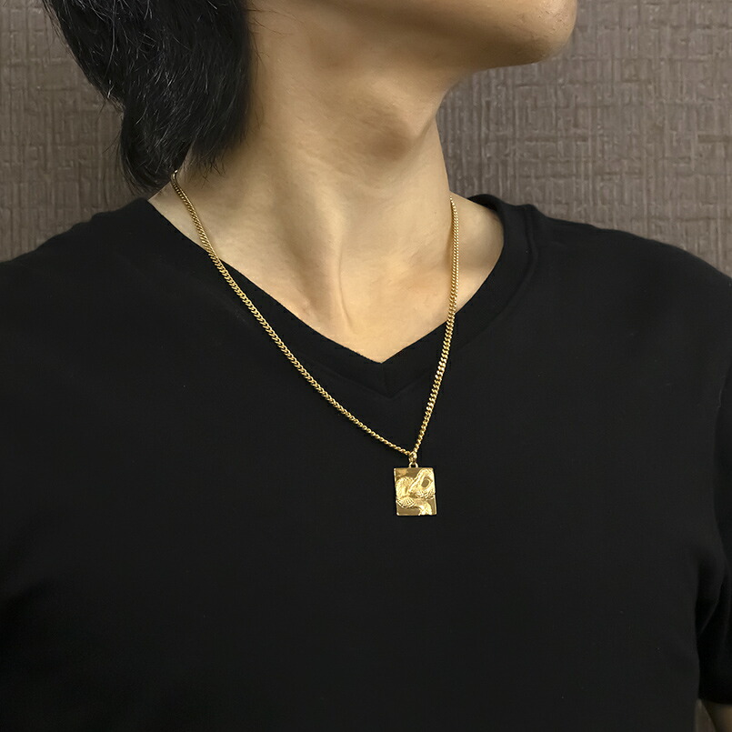 蛇 ペンダントトップ k18 スネーク 18金 プレート ネックレス メンズ ダイヤ ゴールド 0.005ct イエローゴールドK18 干支 巳年 ジュエリー 1017sh202dym SWAA233