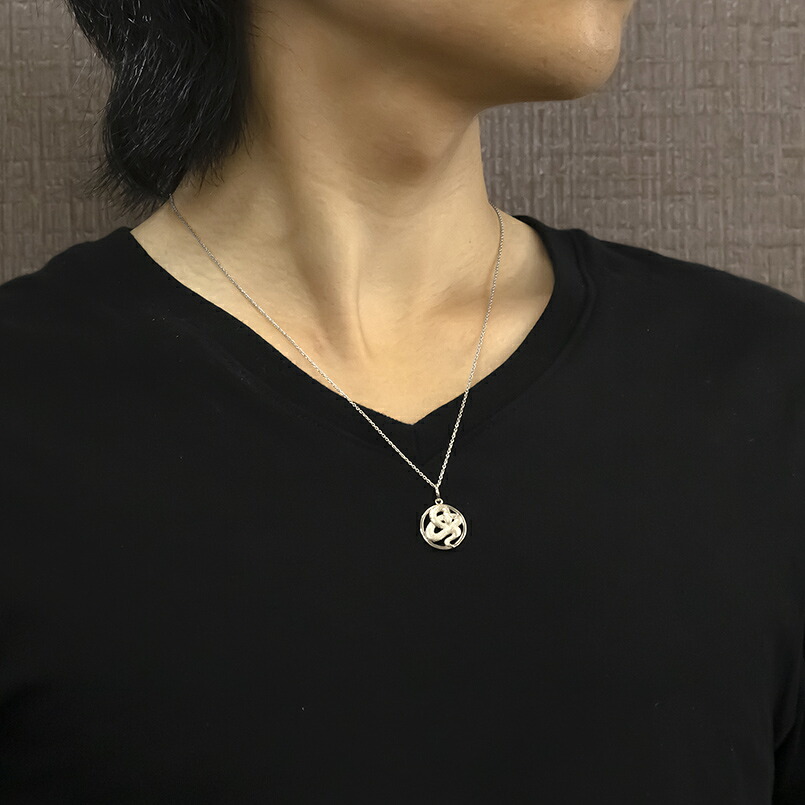 ヘビ 蛇 ペンダントトップ スネーク ネックレス メンズ ダイヤ シルバー 0.01ct ペンダント 大ぶり サークル sv925 干支 ジュエリー 241017sh203dsm SWAA234