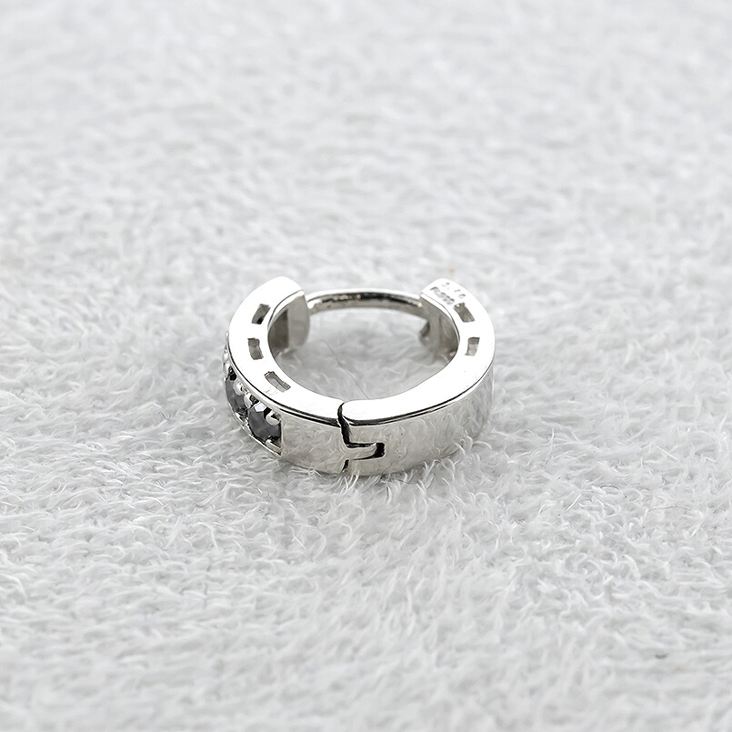 プラチナ フープピアス 片耳 ブラックダイヤモンド フープ ピアス レディース 0.10ct 中折れ式 pt900 リングピアス 250401bd201pu SWAA391