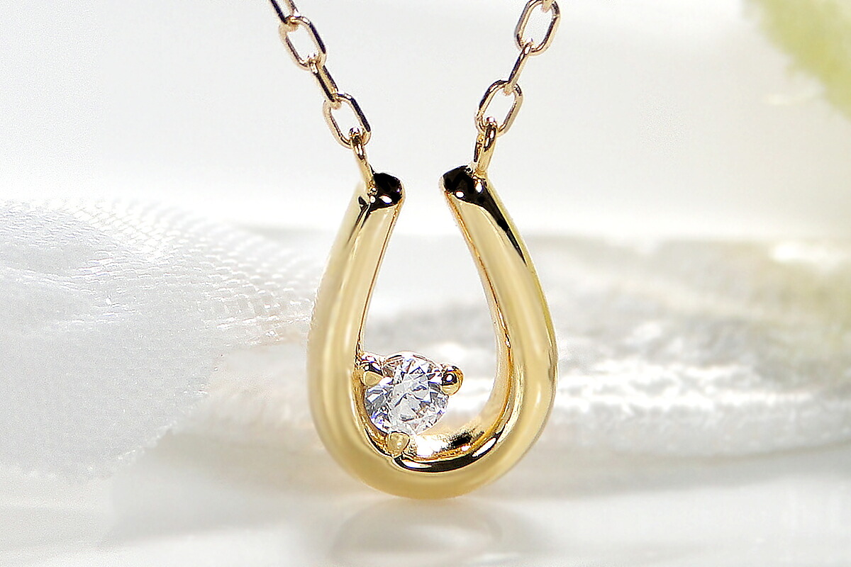 【0.05ct】K18YG 馬蹄 一粒ダイヤモンドネックレス EmN0022 SWAV017