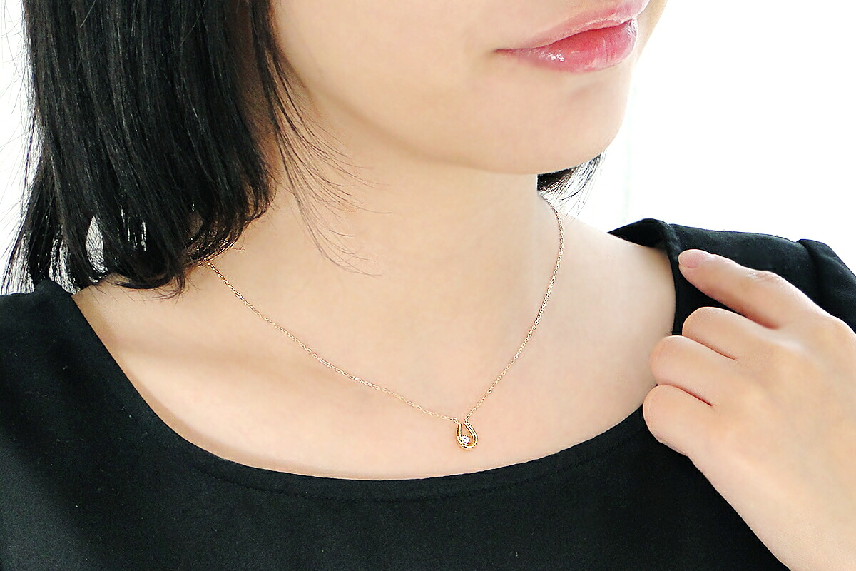 【0.05ct】K18YG 馬蹄 一粒ダイヤモンドネックレス EmN0022 SWAV017