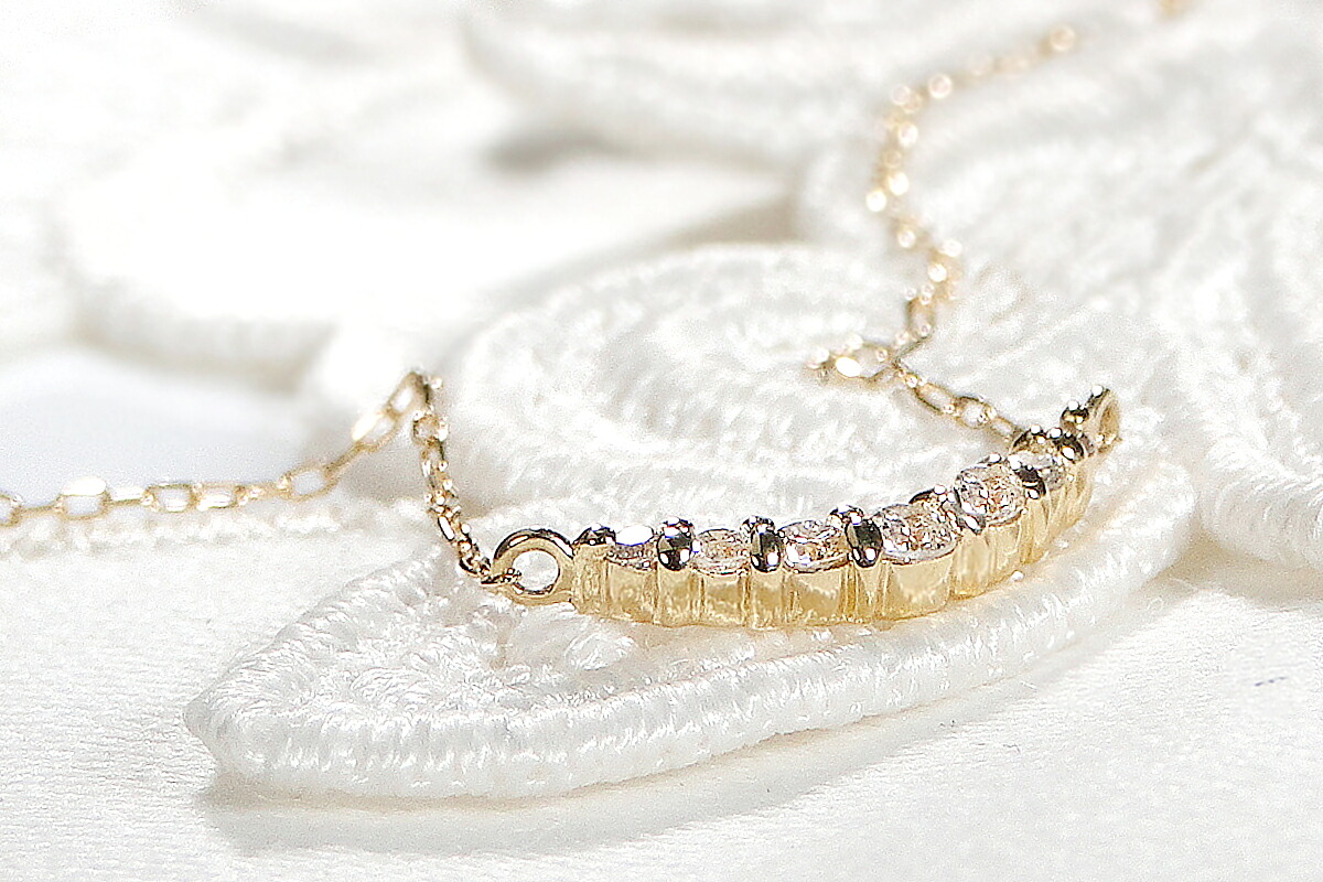 【0.12ct】K18YG グラデーション ダイヤモンド ネックレス CSN00201-18Y SWAV019