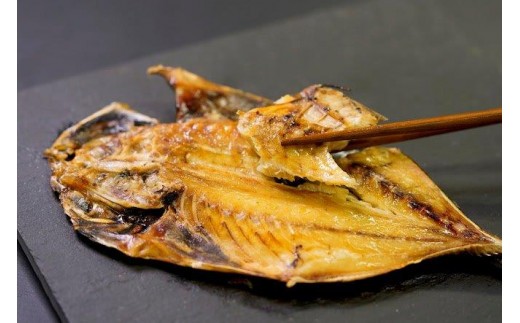 【訳アリ】 焼き魚 18枚 セット 2~3種 以上 簡単 レンジ 調理 骨まで まるごと 食べられる 個包装 小分け 【テレビ朝日など！多数のメディアで放送！】 あじ ほっけ かます いわし 金目鯛