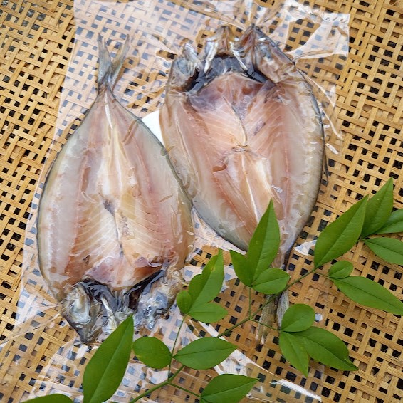 香酸柑橘果汁が塩味を引き立てた干物 減塩干物 あじ開き【uosk0001】