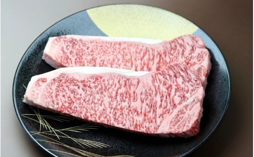 【全3回】美熊野牛 定期便F ＜すき焼きしゃぶしゃぶ用ロース＆赤身モモ肉 800g・切り落とし 800g・サーロインステーキ 300g×2枚＞ 牛肉 肉 ブランド牛【okad-tkb0016】