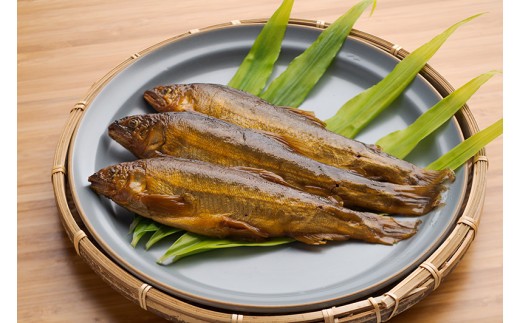 鮎 甘露煮 6匹（袋入り） セット ／ 宮川物産 あゆ 和食 お取り寄せグルメ お惣菜 惣菜 総菜 魚 川魚 香魚 おつまみ おかず 魚の甘露煮 ご飯のお供 ごはんのおとも ご自宅用 家庭用 ギフト