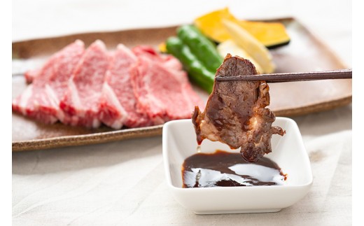 松阪牛 肩ロース 焼肉用 700g / 冷凍 多気郡農協 和牛 黒毛 特産品 松阪肉 牛肉 お肉 肉 ブランド牛 焼肉 焼き肉 ご自宅用 家庭用 ギフト 贈答用 産地直送 松阪 牛 赤身 霜降り 三重