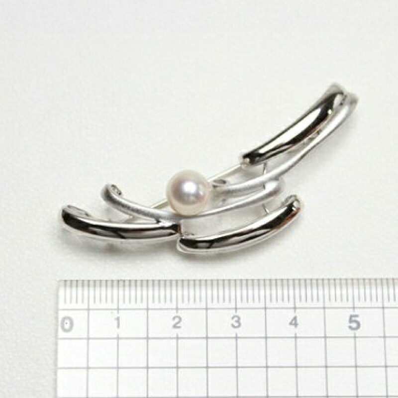 真珠 ブローチ 7.5mm SV シルバー アコヤ真珠 アクセサリー ファッション ジュエリー akoya パール フォーマル カジュアル プレゼント ギフト 贈り物 贈答品 お祝い 誕生日 記念日