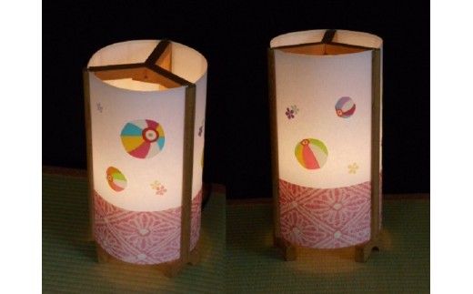 着物生地で作ったおしゃれな行灯 カラフルな紙風船【あんどん 工芸品 和風 置物 壁飾り インテリア】