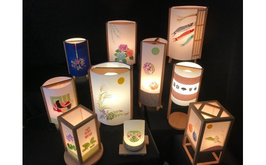 着物生地で作ったおしゃれな行灯 お花のドット【あんどん 工芸品 和風 置物 壁飾り インテリア】