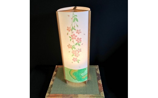 着物生地で作ったおしゃれな行灯（あんどん） 花三様【朱印 御朱印帳 ご朱印帳 おしゃれ 神社】