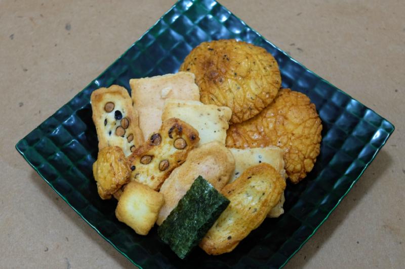 【創業80年】辻茂製菓 芳ばし特選セット大缶【ふるさと納税限定商品 昔造り 詰め合わせ 人気 おやつ おつまみ】 015B546-1