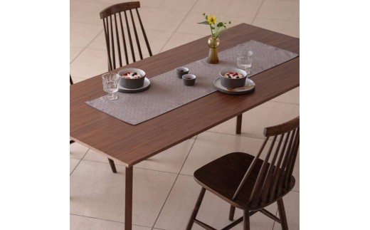 テーブルランナー Calm Table runner