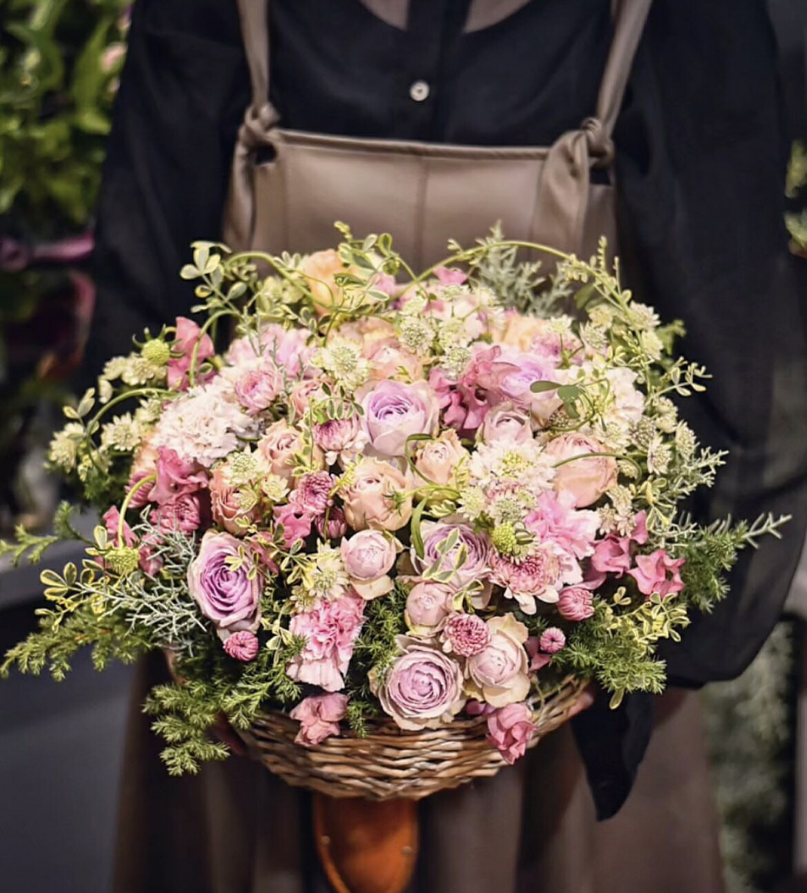 フラワーアレンジメントＬサイズ【3か月定期便】花  花束 ブーケ アレンジ プレゼント 贈り物 花のある生活 ドライフラワー 生花 お祝い 記念日 株式会社KACHA 奈良県 奈良市 なら