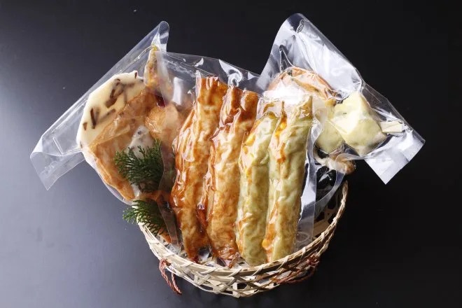 わか草コーンさつま揚げセットB 真空パック入り 老舗かまぼこ専門店 さつまあげ ギフト 練り物 すり身 つまみ 詰合せ 惣菜 天ぷら アテ 一品  魚万商店 奈良県 奈良市 なら 15-010