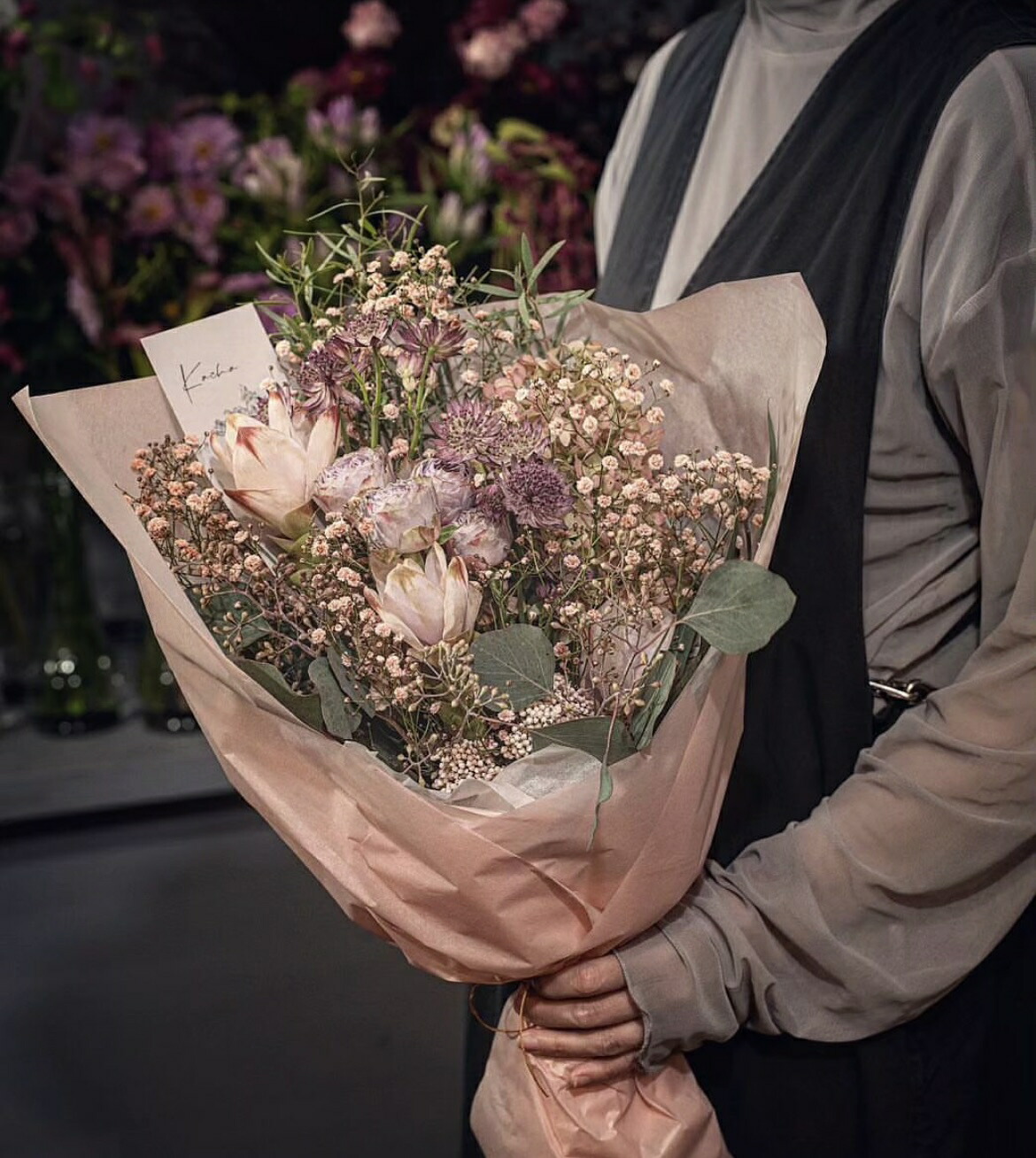 フラワーアレンジメントMサイズ 花  花束 ブーケ アレンジ プレゼント 贈り物 花のある生活 ドライフラワー 生花 お祝い 母の日 父の日 記念日 KACHA フラワーアレンジメント 奈良県 奈良市
