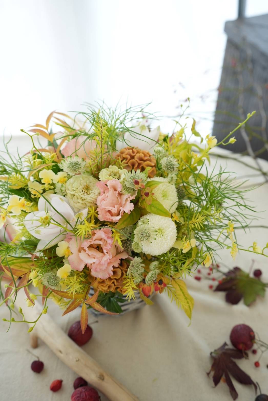 フラワーアレンジメントLサイズ 花 フラワーアレンジメント 花 花束 ブーケ アレンジ プレゼント 贈り物 花のある生活ドライフラワー 生花 お祝い 母の日 父の日 記念日 KACHA 奈良県 奈良市