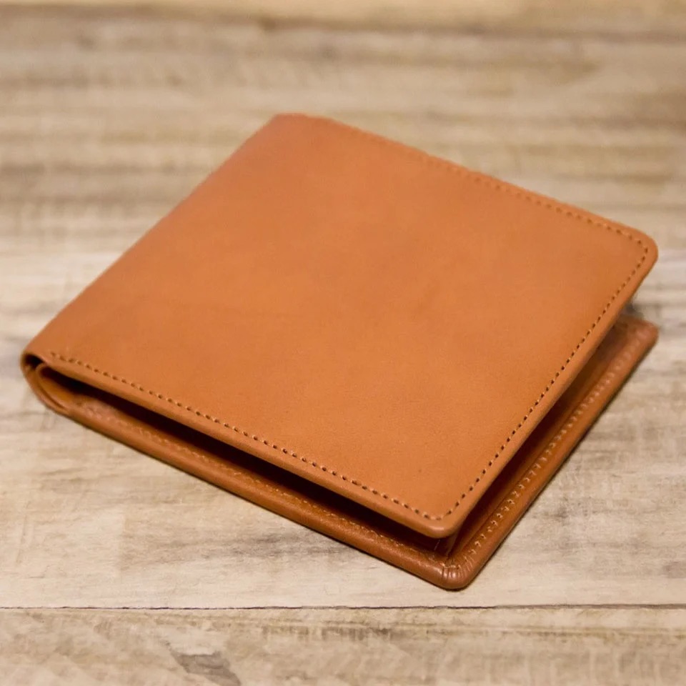 『本革シンプルな二つ折り財布 小銭入れなし』 選べるカラー 4色 日本製 本革 財布 二つ折り財布 レザー ヌメ革 おしゃれ シンプル レディース メンズ プレゼント ギフト コンパクト ミニ
