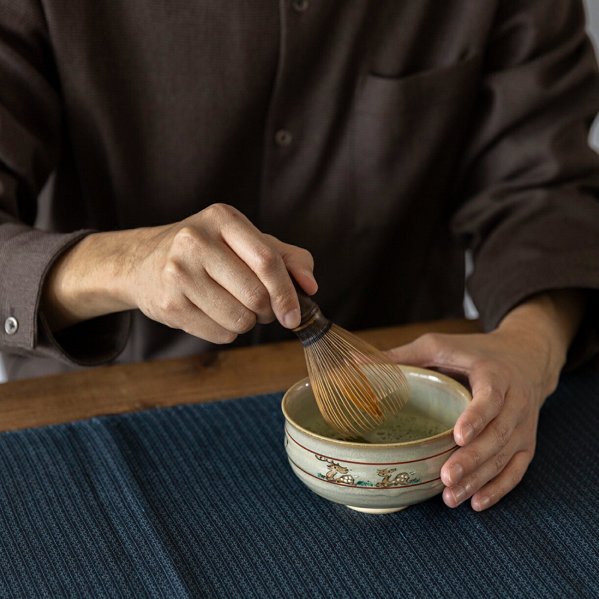 鴻月 なら絵 抹茶碗　（赤膚焼） ＫＯＮＣＨ１ 奈良県 奈良市 31-003