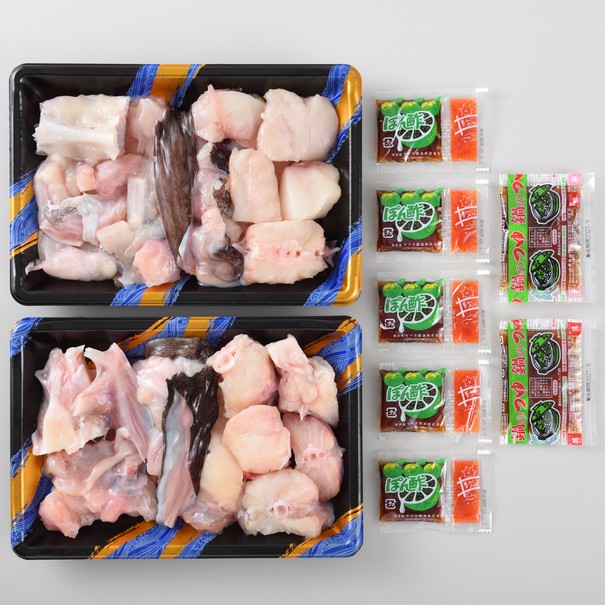 あんこう 鍋 4人前 1kg 冷凍 高級魚 アンコウ 高タンパク 低脂肪 コラーゲン ポン酢 スープ もみじ 付き 下関 山口 鮟鱇 高級魚 海鮮鍋 鮮魚 冬 鍋セット ヤマモ水産 AN02t