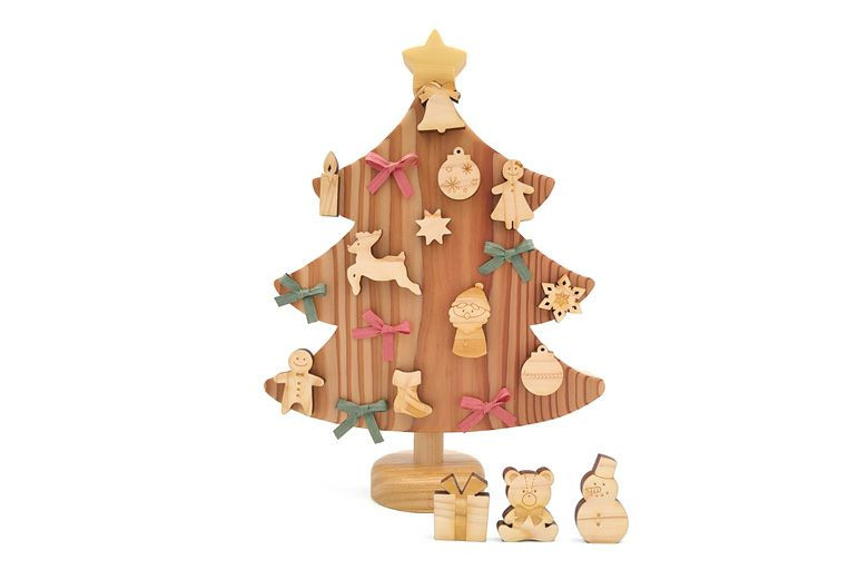 木のおもちゃ クリスマスツリー 山のくじら舎 木製 磁石 知育玩具 男の子 女の子 ギフト 包装 ラッピング プレゼント 贈り物 贈答 お祝い 出産祝い 誕生日祝い のし 熨斗対応 高知県産 受注生産