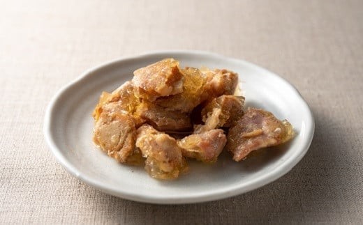地鶏 缶詰 はちきん地鶏 ゆず塩仕立て 95g×6缶 柚子塩 柚子こしょう 鶏肉 缶詰セット 惣菜 常温 焼き鳥 おかず 缶つま 手軽 便利 国産鶏 土佐はちきん 地鶏缶詰 柚子塩缶詰 鶏もも肉 とり