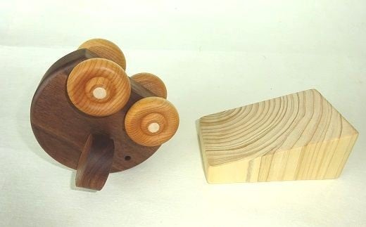 木製 おもちゃ くるりんぱ 親子 セット ( ブラウン ) 木製玩具 玩具 木 自然 木材 木のおもちゃ ギフト 贈答用 プレゼント お祝い 出産祝い 誕生日 クリスマス 贈り物 赤ちゃん 子供 子ど