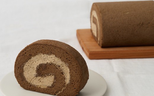 【プレミアム米粉ロールケーキ】焙煎ほうじ茶ロール【グルテンフリー 誕生日 ギフト 洋菓子 焼菓子 ほうじ茶】(H053292)