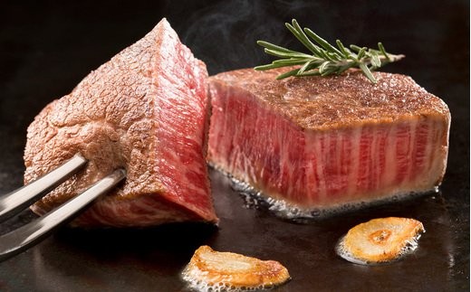 佐賀牛ヒレシャトーブリアン200g×5枚【ステーキ ヒレ 冷凍 A4 A5 赤身 牛肉 希少部位 ブランド牛 送料無料 人気 ランキング 佐賀県産 黒毛和牛】(H065119)