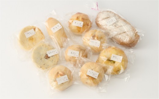 【定期便3回】自家製天然酵母パンの詰め合わせセット【パンと器のコネル】【パンと器のコネル 全粒粉 もっちりベーグル 国産小麦 パン 自家製 天然酵母 玄米麹 朝食 おやつ】(H094117)