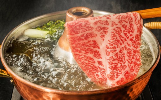 艶さし!【A4~A5】佐賀牛しゃぶしゃぶすき焼き用(肩ロース肉・肩バラ肉・モモ肉)500g【肉 牛肉 ブランド牛 黒毛和牛 ふるさと納税】(H112277)