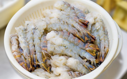 【隔月定期便2回】創業45年「魚屋さんの手づくりエビフライ」20尾(800~1000g)【海老フライ 夕食 おかず プリプリ 簡単 時短料理 揚げるだけ ふるさと納税】(H032136)