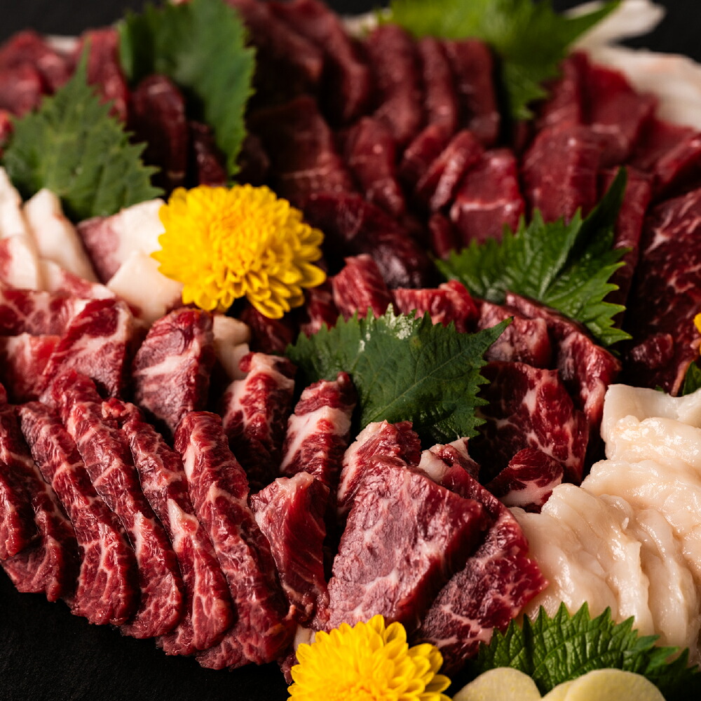 厳選 上馬刺しセット 合計約550g (霜降り 上赤身 フタエゴ たてがみ 馬さし お肉 馬肉 刺身 刺し身 馬刺し 赤身 醤油付き 馬刺し小分け 馬刺しブロック 馬刺し冷凍 おかず おつまみ 熊本県