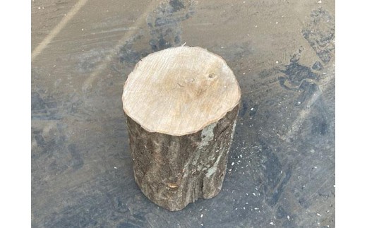 阿蘇の薪 広葉樹100kg(20kg×5箱)乾燥済み すぐに使える 焚き火 薪ストーブ キャンプ アウトドア 熊本産 広葉樹100% 大容量 備蓄用 まとめ買い 燃料 堅木