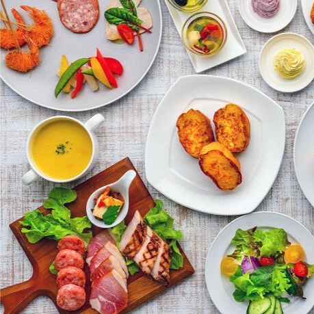 <ホテル日航アリビラ>1泊夕朝食付き&当館人気の特典付きペア宿泊券(禁煙スーペリアオーシャンパティオツイン) 〇 読谷村 リゾートホテル 沖縄 青い海 サンセットビーチ サンセットクルーズ オーシャンビュー