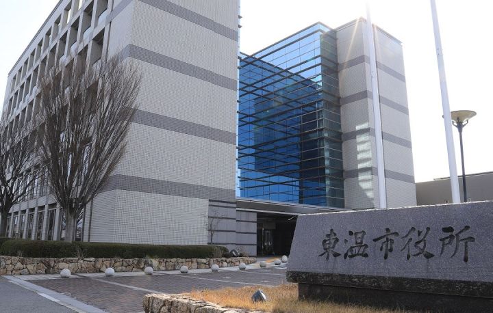愛媛県東温市建物